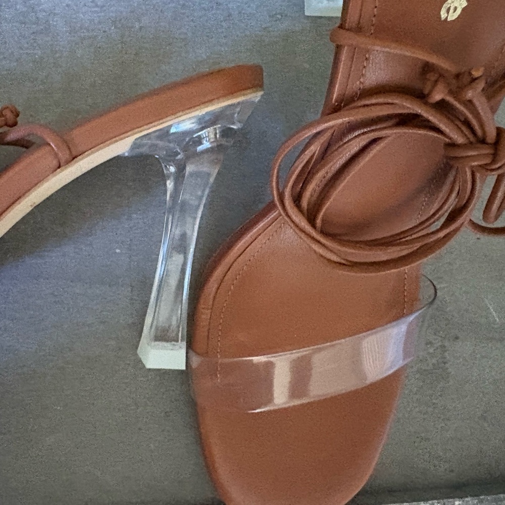 Larroude Leather Gloria Sandal Heels Lace Up Caramel Tan w Clear Heel 8.5 NIB - Picture 7 of 12